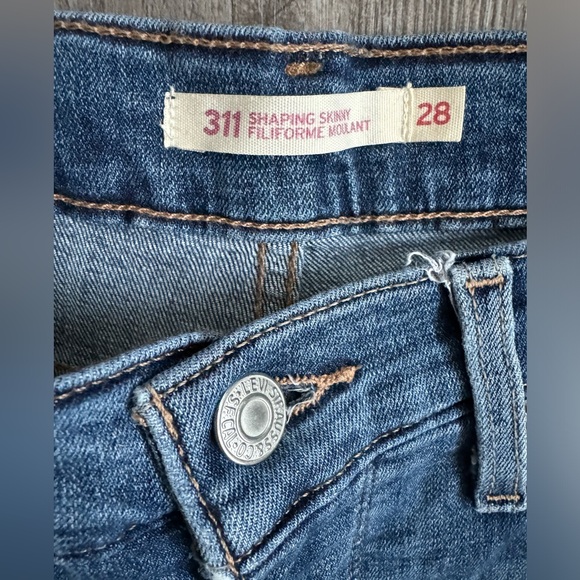 Levi’s Denim - Picture 2 of 5